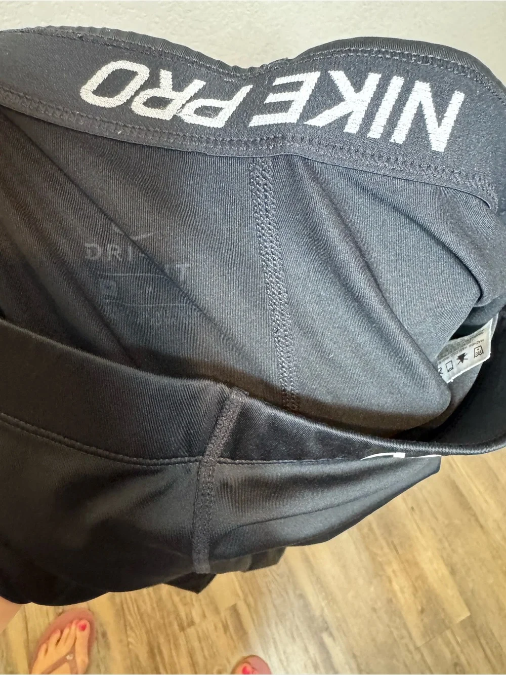 Nike Pro Dri-FIT Black Cropped Leggings White Swoosh Mesh Hem Gym Women’s M